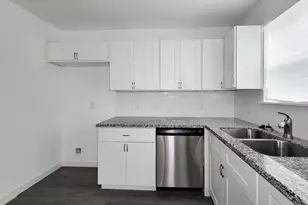 8122 Sterlingshire St, Houston, TX 77078 - Photo 10