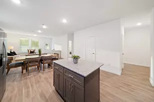 30523 Wolfburn St, Waller, TX 77484 - Photo 6