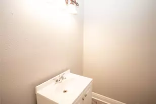 12641 Huntingwick Dr, Houston, TX 77024 - Photo 20