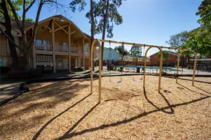 12641 Huntingwick Dr, Houston, TX 77024 - Photo 28