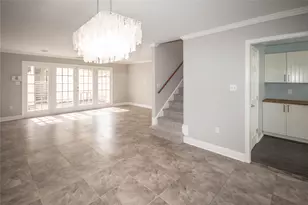 12641 Huntingwick Dr, Houston, TX 77024 - Photo 10
