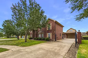 3604 Briscoe, Pearland, TX 77584 - Photo 2