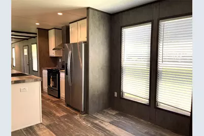 322 E College Street, Fairfield, TX 75840 - Photo 16