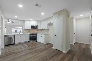 2792 Forest Point Dr, League City, TX 77573 - Photo 18