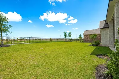 2702 Ballast Green Drive, Texas City, TX 77568 - Photo 4