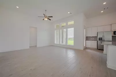 2702 Ballast Green Drive, Texas City, TX 77568 - Photo 8