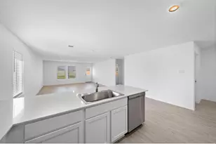 2219 Creekside Stables Rd, League City, TX 77573 - Photo 4