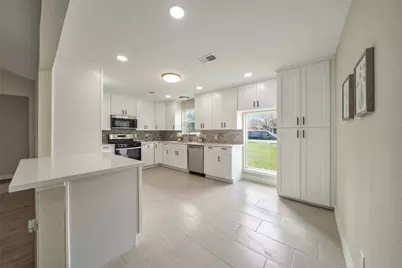 355 Windsor Square, Alvin, TX 77511 - Photo 10