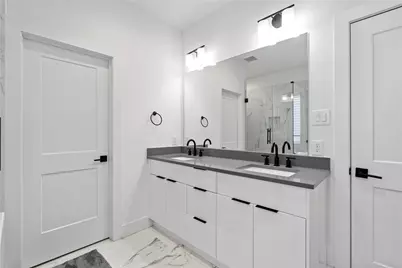 2404 Hadley Street #C, Houston, TX 77003 - Photo 14