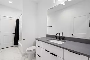 2404 Hadley St, Houston, TX 77003 - Photo 16