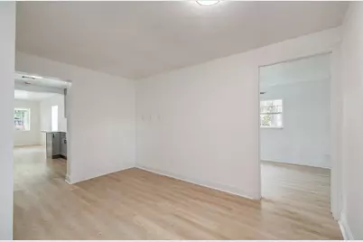 10309 Wiggins Street, Houston, TX 77029 - Photo 12