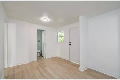 10309 Wiggins Street, Houston, TX 77029 - Photo 14