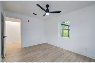 10309 Wiggins Street, Houston, TX 77029 - Photo 18