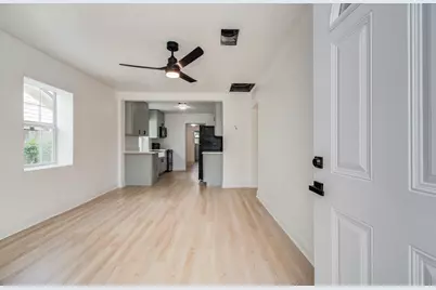 10309 Wiggins Street, Houston, TX 77029 - Photo 4