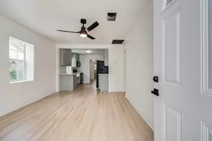 10309 Wiggins St, Houston, TX 77029 - Photo 4