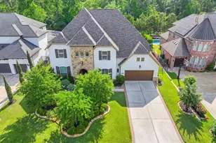 79 N Curly Willow Cir, Tomball, TX 77375 - Photo 2