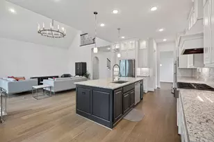 79 N Curly Willow Cir, Tomball, TX 77375 - Photo 16