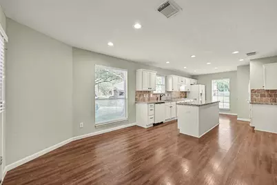 313 Winding Oak Lane S, League City, TX 77573 - Photo 12
