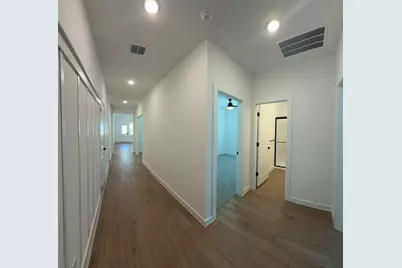 4819 Legends Bay Drive, Baytown, TX 77523 - Photo 8