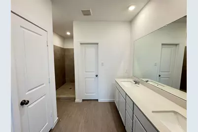 2910 Mariner Island Drive, Texas City, TX 77568 - Photo 6