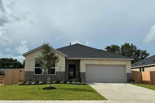 2910 Mariner Island Dr, Texas City, TX 77568 - Photo 1