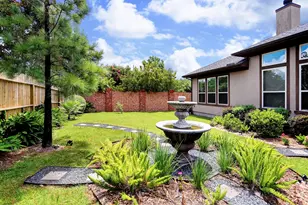 11202 Royal Chateau Ln, Houston, TX 77082 - Photo 22