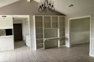 405 Oyster Creek Ct, Richwood, TX 77531 - Photo 8