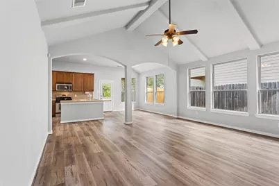 38 W Montfair Boulevard, Spring, TX 77382 - Photo 6