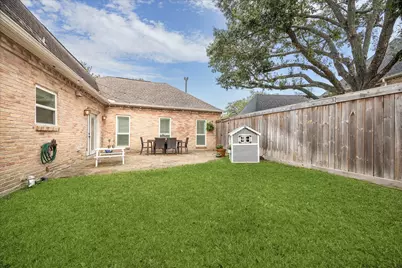810 Silvergate Drive, Houston, TX 77079 - Photo 30