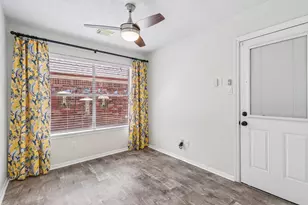 9030 Smokehollow Dr, Houston, TX 77064 - Photo 16