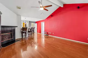 9030 Smokehollow Dr, Houston, TX 77064 - Photo 6