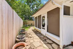 9030 Smokehollow Dr, Houston, TX 77064 - Photo 36