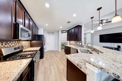 267 Freeman Boulevard, West Columbia, TX 77486 - Photo 12