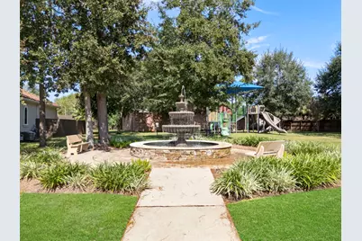 9807 Martha Springs Drive, Houston, TX 77070 - Photo 38