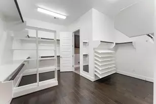 9807 Martha Springs Dr, Houston, TX 77070 - Photo 22