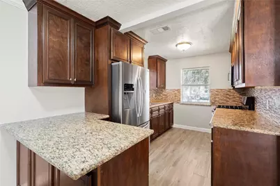 907 Northbend Drive, Baytown, TX 77521 - Photo 8