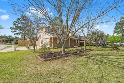 907 Northbend Drive, Baytown, TX 77521 - Photo 2