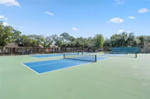 9959 Kemp Forest Dr, Houston, TX 77080 - Photo 40