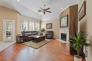 9959 Kemp Forest Dr, Houston, TX 77080 - Photo 12