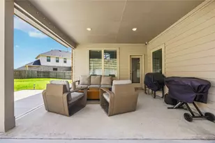 488 Westlake Lndg, Conroe, TX 77304 - Photo 36