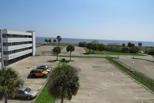 560 Pleasure Island Blvd, Port Arthur, TX 77640 - Photo 24