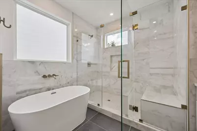 1034 W 17th St Street #C, Houston, TX 77008 - Photo 22
