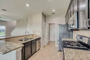 5102 Lagoon Ct, Bacliff, TX 77518 - Photo 8