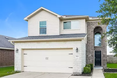 5102 Lagoon Court, Bacliff, TX 77518 - Photo 4