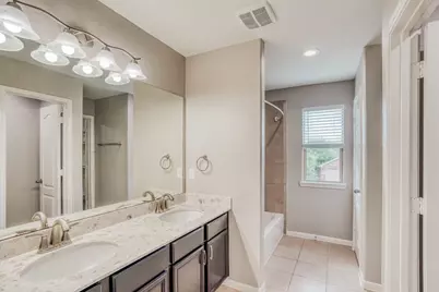 5102 Lagoon Court, Bacliff, TX 77518 - Photo 12