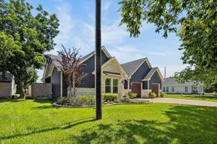509 Texas St, Tomball, TX 77375 - Photo 12