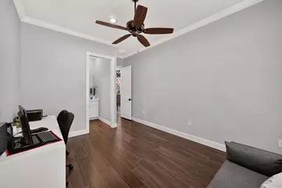 509 Texas St, Tomball, TX 77375 - Photo 30