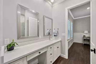 509 Texas St, Tomball, TX 77375 - Photo 26
