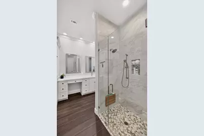 509 Texas St, Tomball, TX 77375 - Photo 26