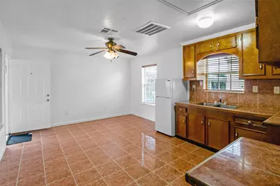 2701 Almendares Avenue, Pasadena, TX 77506 - Photo 28